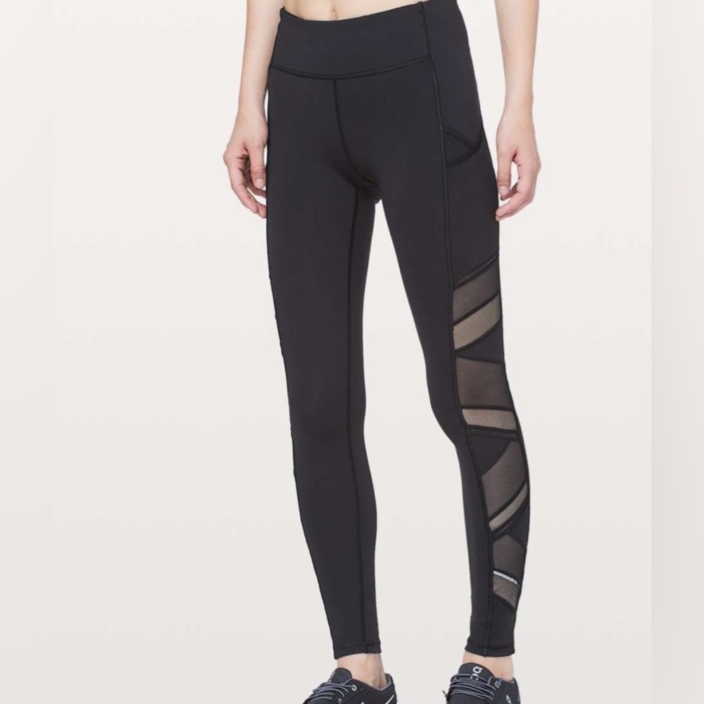 Lululemon speed up tight mesh 28” size 6